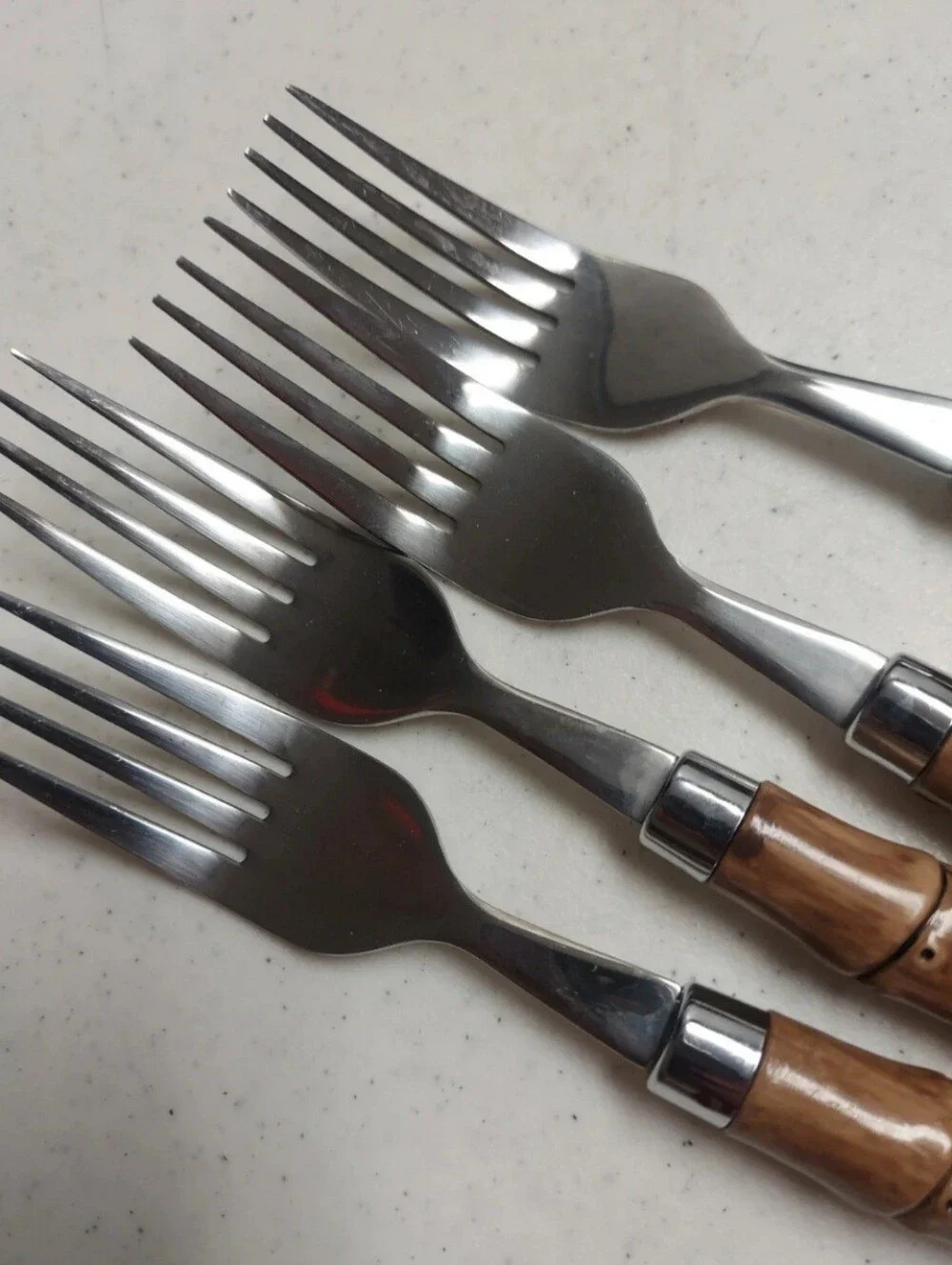 Bamboo-Style Handle Dinner Forks (4) Spoons (2) And Knives (4) Stainless Steel
